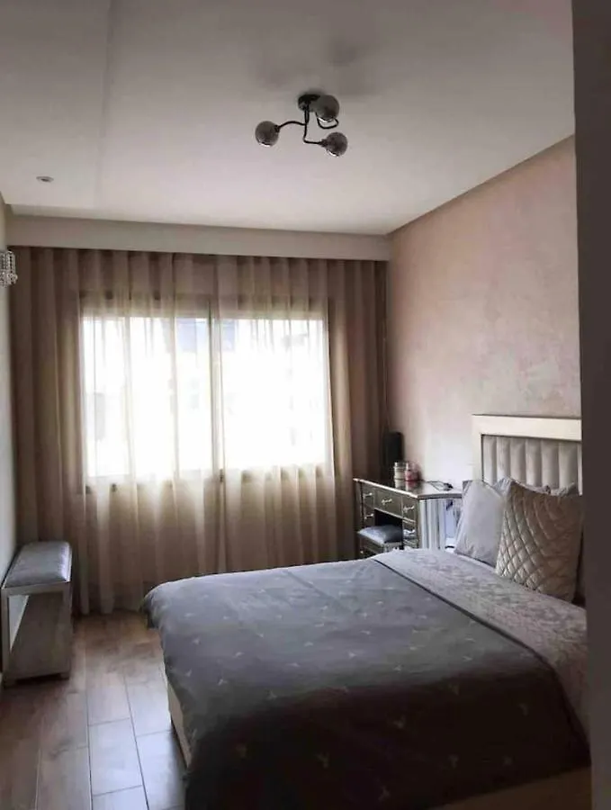 Appartement Modern & Lovely 2 Bedroom En-Suite By Tramway And Train Station Belvedere Casablanca Maroc