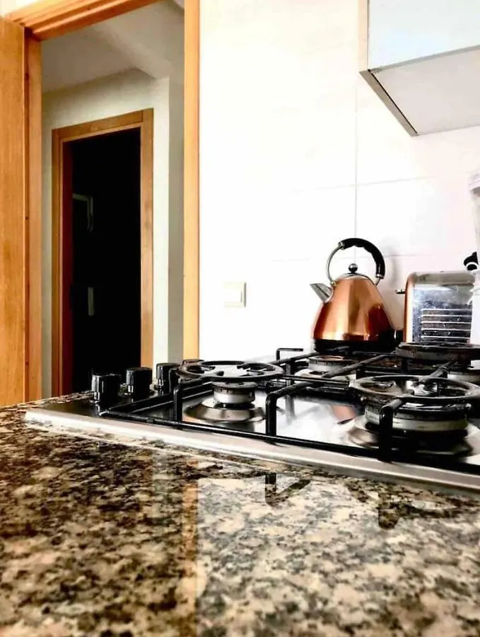 Modern & Lovely 2 Bedroom En-Suite By Tramway And Train Station Belvedere Casablanca Appartement