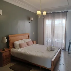 Appartement Grand Calme Et Lumineux + Parking Gratuit, Casablanca